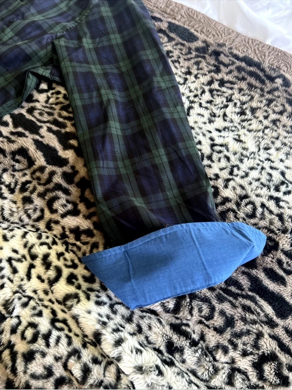 Izod Green & Navy Plaid Button-Down Shirt